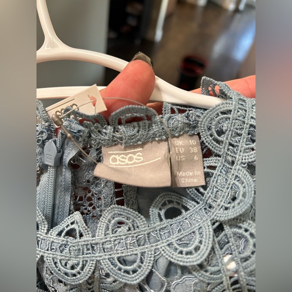 Robin blue lace dress with front leg slit - Picture 6 of 6